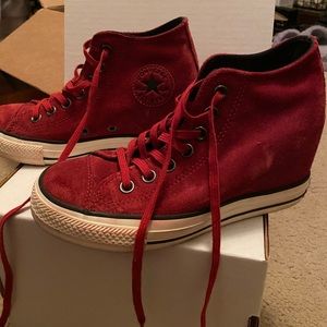 Converse Wedges